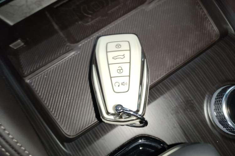 Used Geely Auto Monjaro L 2025 2.0TD Automatic Xingyun Version Vehicle Key