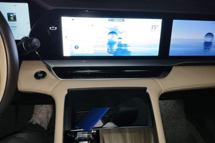 Used Geely Auto Monjaro L 2025 Dongfang Yao 2.0TD Automatic Lanxing Edition Audio And AC Panel