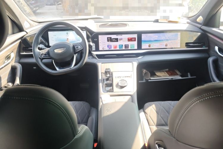 Used Geely Auto Monjaro L 2025 Dongfang Yao 2.0TD Automatic Lanxing Edition Center Console