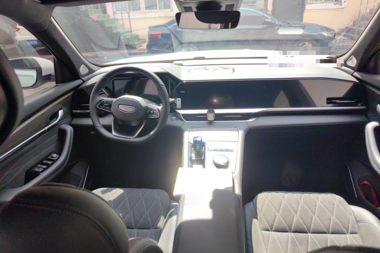 Used Geely Auto Monjaro L 2025 Dongfang Yao 2.0TD Automatic Lanxing Edition Center Console