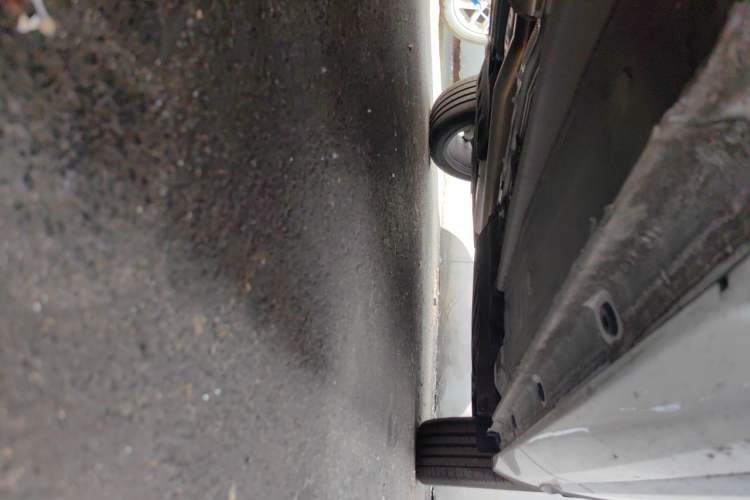 Used Geely Auto Monjaro L 2025 Dongfang Yao 2.0TD Automatic Lanxing Edition Chassis Front Left