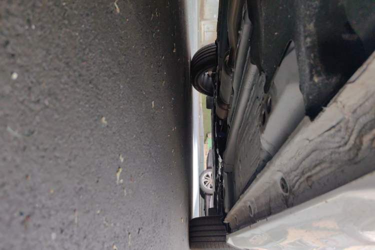 Used Geely Auto Monjaro L 2025 Dongfang Yao 2.0TD Automatic Lanxing Edition Chassis Rear Right