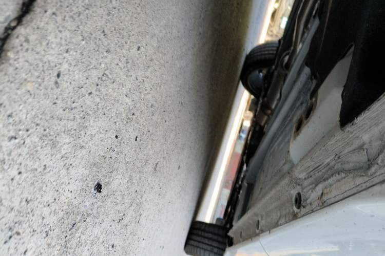 Used Geely Auto Monjaro L 2025 Dongfang Yao 2.0TD Automatic Lanxing Edition Chassis Rear Right