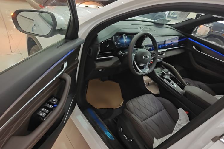 Used Geely Auto Monjaro L 2025 2.0TD Automatic Xingyun Version Driver Seat