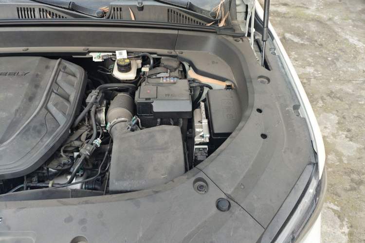 Used Geely Auto Monjaro L 2025 2.0TD Automatic Xingyun Version Engine Bay Left