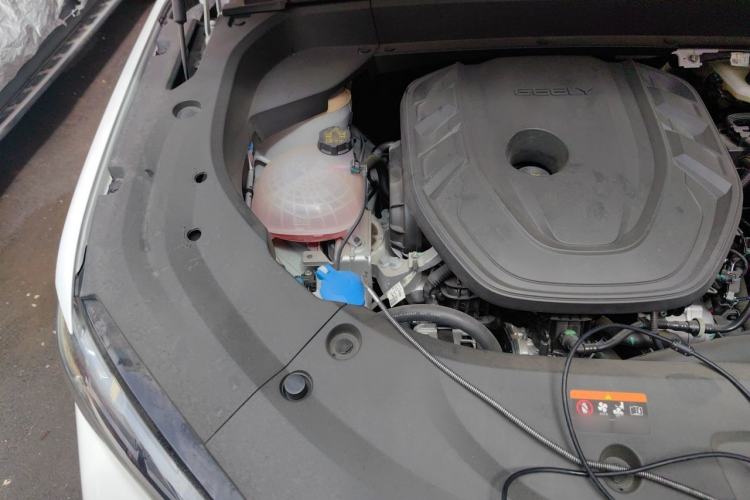 Used Geely Auto Monjaro L 2025 Dongfang Yao 2.0TD Automatic Lanxing Edition Engine Bay Right