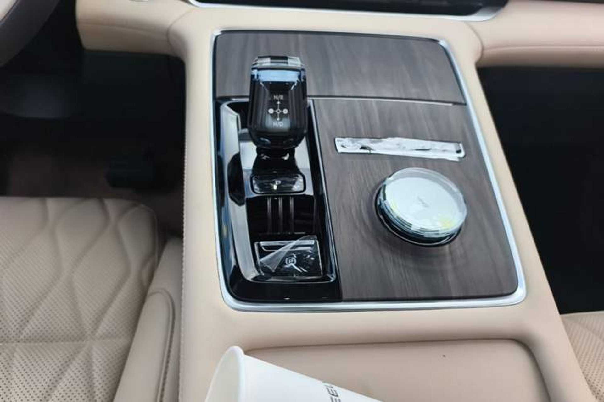 Used Geely Auto Monjaro L 2025 Dongfang Yao 2.0TD Automatic Lanxing Edition Gear Lever