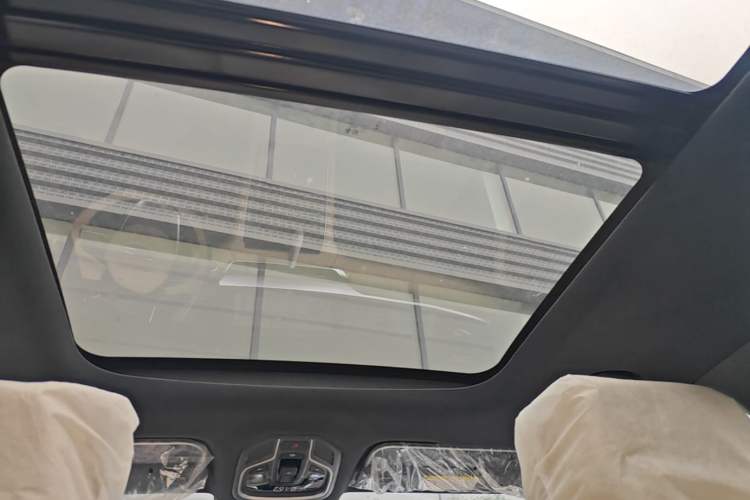 Used Geely Auto Monjaro L 2025 Dongfang Yao 2.0TD Automatic Lanxing Edition Headliner