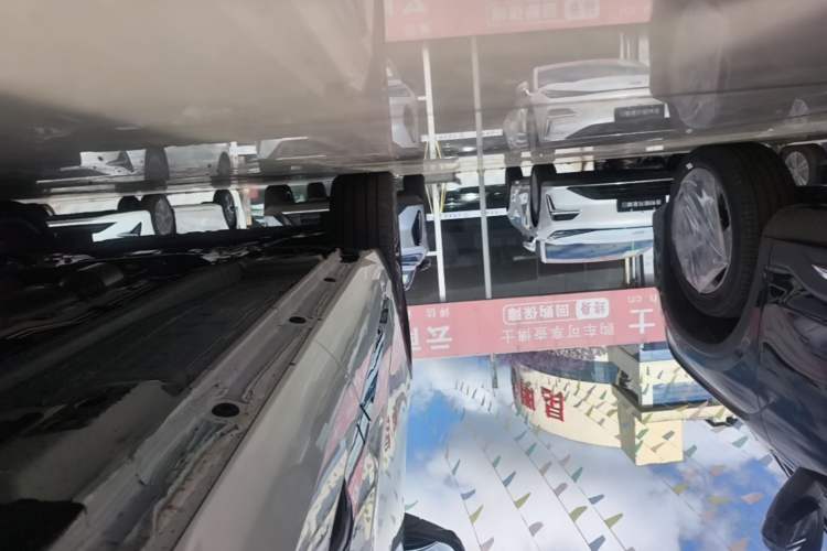 Used Geely Auto Monjaro L 2025 Dongfang Yao 2.0TD Automatic Lanxing Edition Left Side Sill