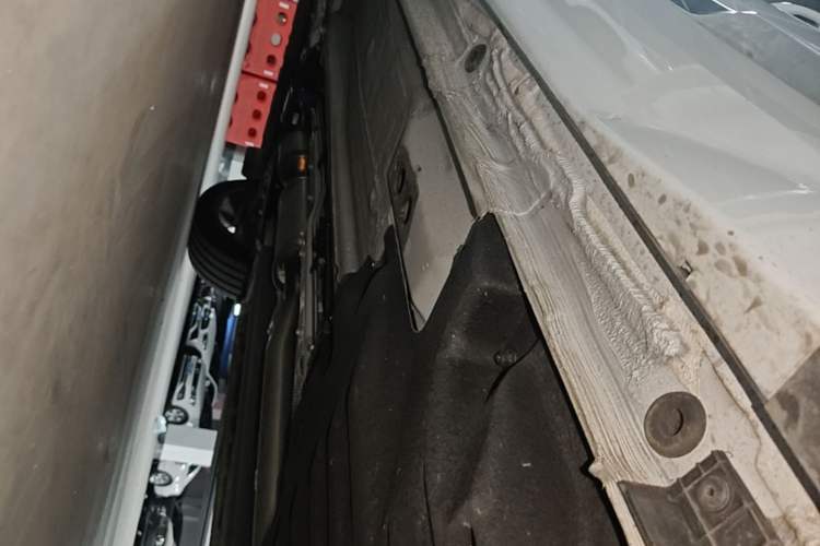 Used Geely Auto Monjaro L 2025 Dongfang Yao 2.0TD Automatic Lanxing Edition Left Side Sill