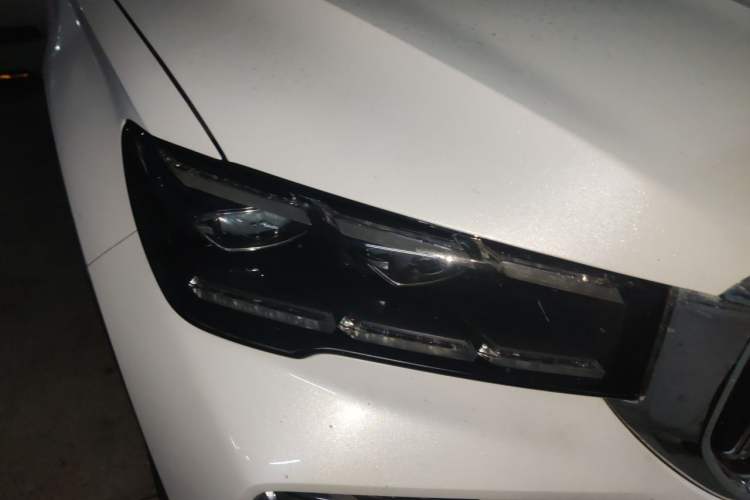 Used Geely Auto Monjaro L 2025 Dongfang Yao 2.0TD Automatic All-Wheel-Drive Wangyue Edition Right Front Headlight