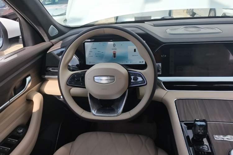 Used Geely Auto Monjaro L 2025 Dongfang Yao 2.0TD Automatic Lanxing Edition Steering Wheel