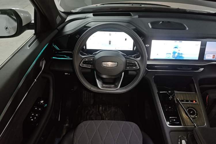 Used Geely Auto Monjaro L 2025 Dongfang Yao 2.0TD Automatic Lanxing Edition Steering Wheel