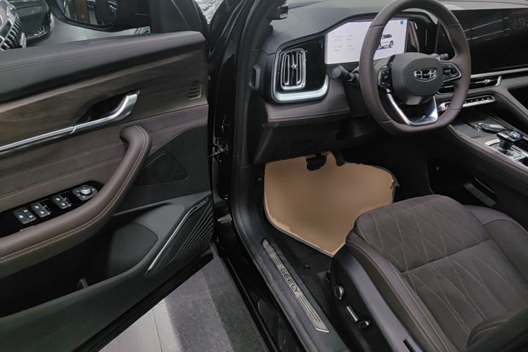 Used Geely Auto Monjaro L 2026 Model Oriental Yao 2.0TD Automatic Wangyue Edition Driver Seat