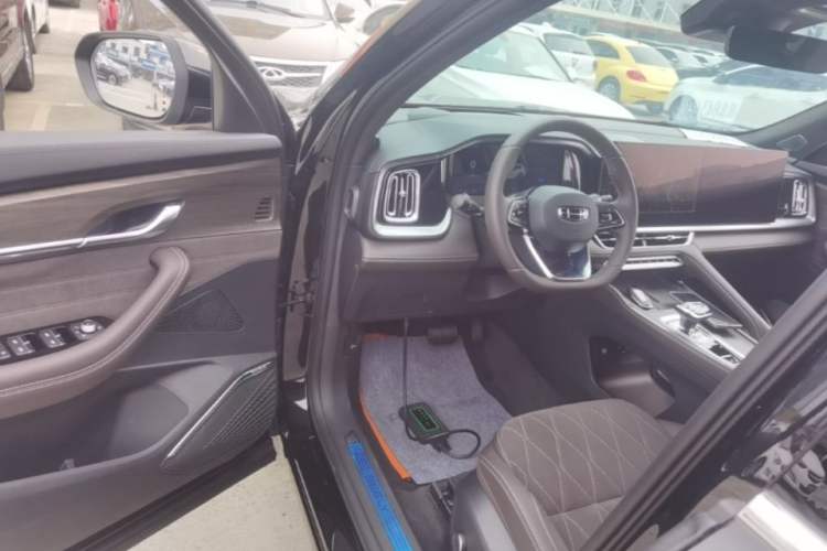 Used Geely Auto Monjaro L 2026 Model Oriental Yao 2.0TD Automatic Lanxing Edition Driver Seat