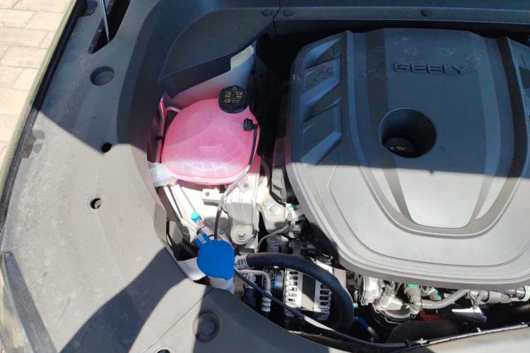 Used Geely Auto Monjaro L 2026 Model Oriental Yao 2.0TD Automatic Xiaohan Edition Engine Bay Right