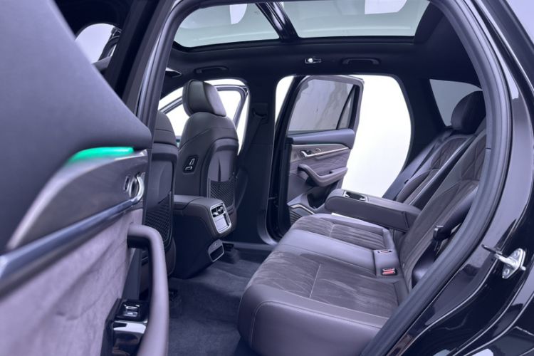 Used Geely Auto Monjaro L 2026 Model Oriental Yao 2.0TD Automatic Wangyue Edition Interior 5