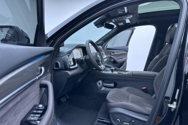 Used Geely Auto Monjaro L 2026 Model Oriental Yao 2.0TD Automatic Wangyue Edition Interior 6