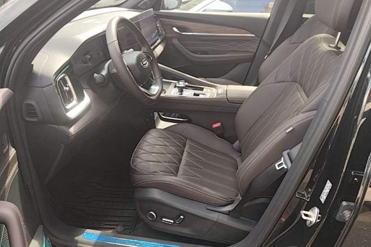 Used Geely Auto Monjaro L 2026 Model Oriental Yao 2.0TD Automatic Lanxing Edition Left Front Seat