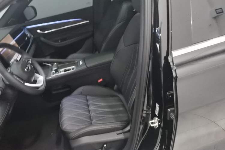 Used Geely Auto Monjaro L 2026 Model 2.0TD DCT Changfeng Yue Shan Edition Left Front Seat