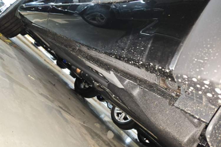 Used Geely Auto Monjaro L 2026 Model 2.0TD DCT Changfeng Yue Shan Edition Left Side Sill