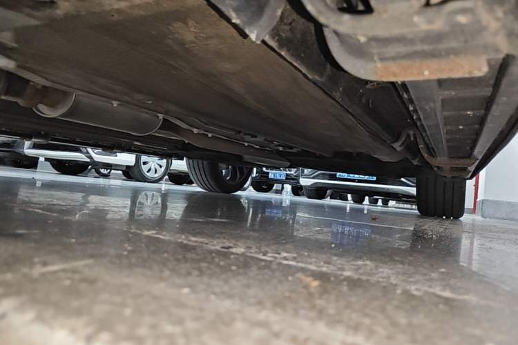 Used Geely Auto Monjaro L 2026 Model Oriental Yao 2.0TD Automatic Lanxing Edition Left Side Sill