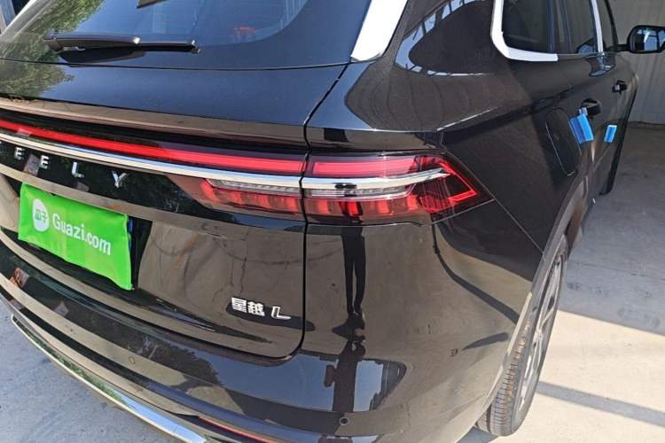Used Geely Auto Monjaro L 2026 Model 2.0TD DCT Changfeng Yue Shan Edition Right Rear Taillight