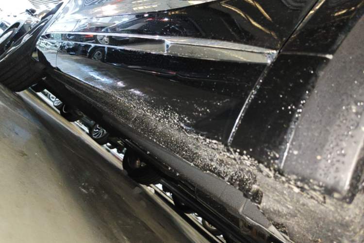 Used Geely Auto Monjaro L 2026 Model 2.0TD DCT Changfeng Yue Shan Edition Right Side Sill