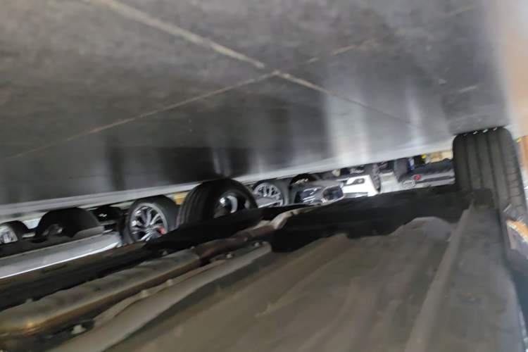 Used Geely Auto Monjaro L 2026 Model Oriental Yao 2.0TD Automatic Wangyue Edition Right Side Sill