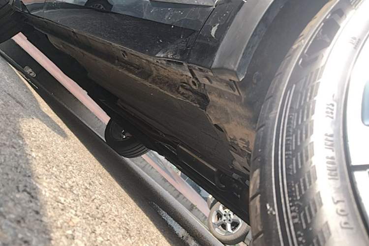 Used Geely Auto Monjaro L 2026 Model Oriental Yao 2.0TD Automatic Lanxing Edition Right Side Sill