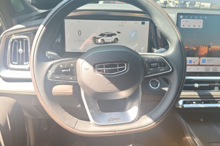 Used Geely Auto Monjaro L 2026 Model Oriental Yao 2.0TD Automatic Xiaohan Edition Steering Wheel