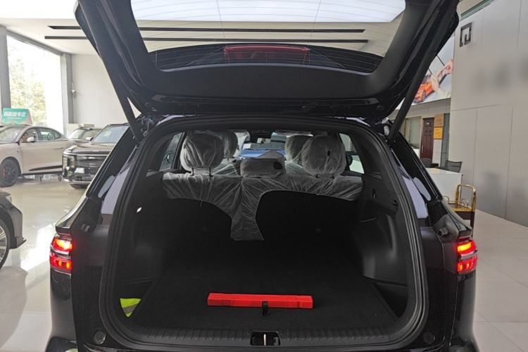 Used Geely Auto Monjaro L 2026 Model 2.0TD DCT Changfeng Yue Shan Edition Trunk