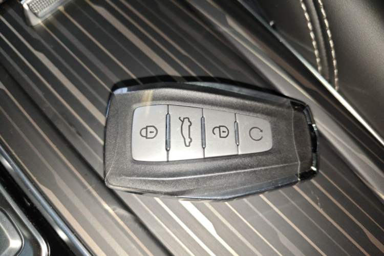 Used Geely Auto Monjaro L 2026 Model 2.0TD DCT Changfeng Yue Shan Edition Vehicle Key