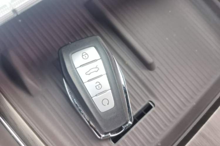 Used Geely Auto Monjaro L 2026 Model Oriental Yao 2.0TD Automatic Lanxing Edition Vehicle Key