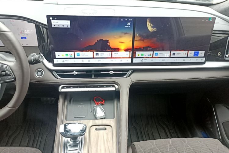 Used Geely Auto Monjaro L 2026 Model Oriental Yao 2.0TD Automatic Wangyue Edition Audio And AC Panel