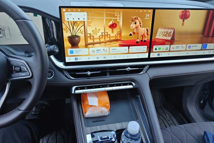 Used Geely Auto Monjaro L 2026 Model Oriental Yao 2.0TD Automatic Wangyue Edition Audio And AC Panel