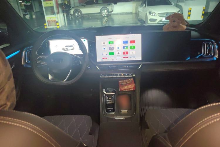 Used Geely Auto Monjaro L 2026 Model Oriental Yao 2.0TD Automatic Xiaohan Edition Center Console