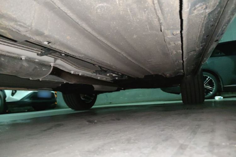 Used Geely Auto Monjaro L 2026 Model Oriental Yao 2.0TD Automatic Lanxing Edition Chassis Front Left