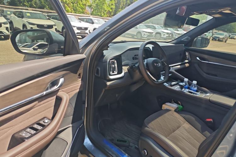 Used Geely Auto Monjaro L 2026 Model Oriental Yao 2.0TD Automatic Wangyue Edition Driver Seat