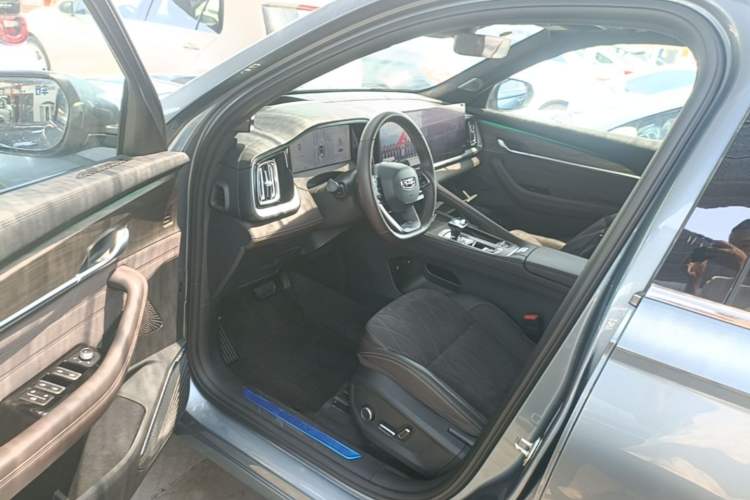 Used Geely Auto Monjaro L 2026 Model Oriental Yao 2.0TD Automatic Wangyue Edition Driver Seat