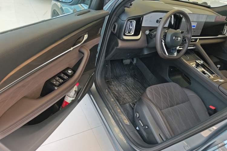 Used Geely Auto Monjaro L 2026 Model Oriental Yao 2.0TD Automatic Wangyue Edition Driver Seat