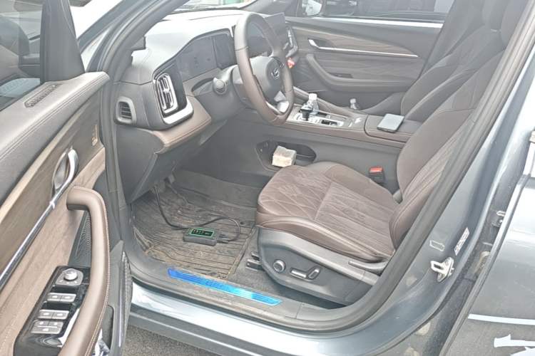 Used Geely Auto Monjaro L 2026 Model Oriental Yao 2.0TD Automatic Wangyue Edition Driver Seat