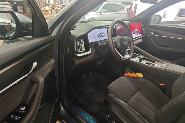 Used Geely Auto Monjaro L 2026 Model Oriental Yao 2.0TD Automatic Wangyue Edition Driver Seat