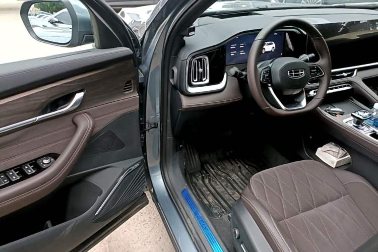 Used Geely Auto Monjaro L 2026 Model Oriental Yao 2.0TD Automatic Wangyue Edition Driver Seat