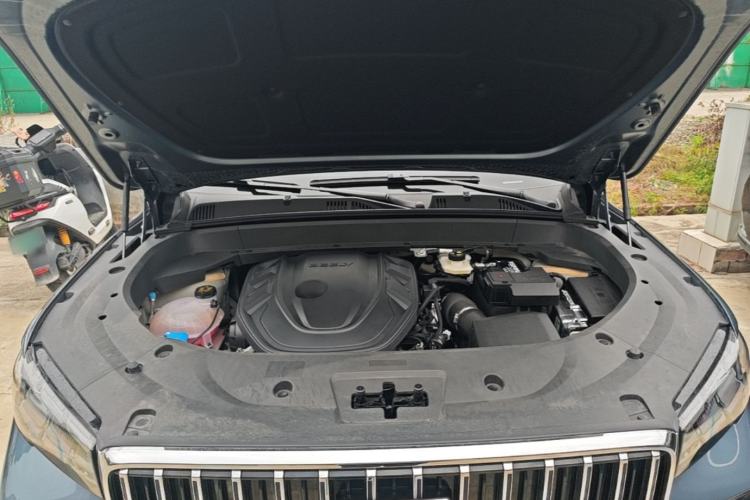 Used Geely Auto Monjaro L 2026 Model Oriental Yao 2.0TD Automatic Wangyue Edition Engine Bay