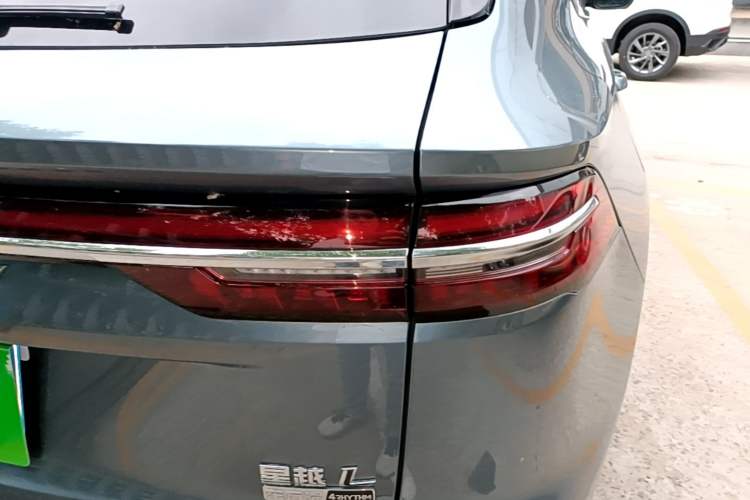 Used Geely Auto Monjaro L 2026 Model Oriental Yao 2.0TD Automatic Wangyue Edition Exterior 3