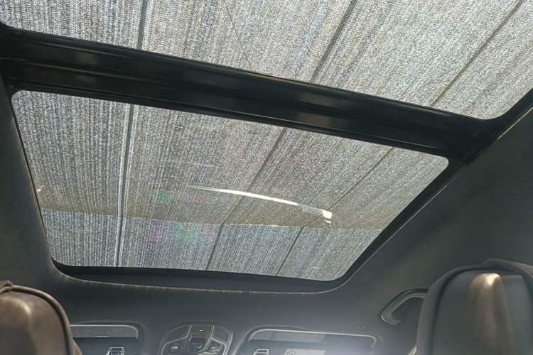 Used Geely Auto Monjaro L 2026 Model Oriental Yao 2.0TD Automatic Wangyue Edition Headliner
