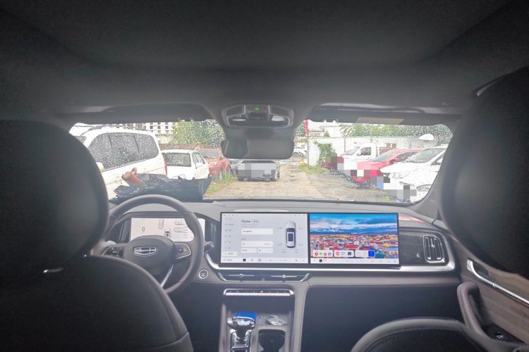 Used Geely Auto Monjaro L 2026 Model Oriental Yao 2.0TD Automatic Wangyue Edition Headliner