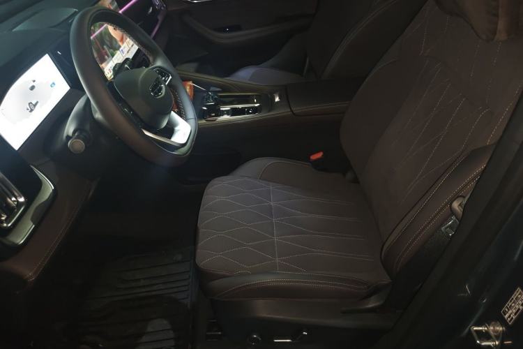 Used Geely Auto Monjaro L 2026 Model Oriental Yao 2.0TD Automatic Xiaohan Edition Left Front Seat