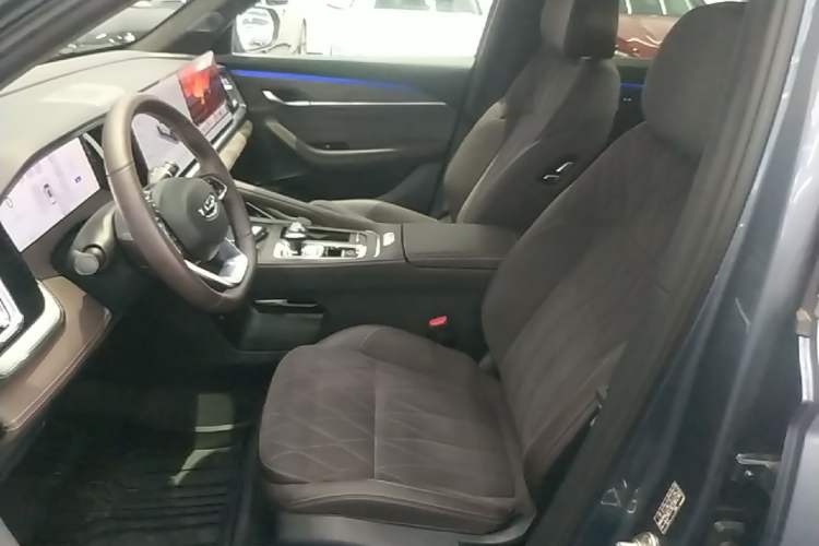 Used Geely Auto Monjaro L 2026 Model Oriental Yao 2.0TD Automatic Wangyue Edition Left Front Seat